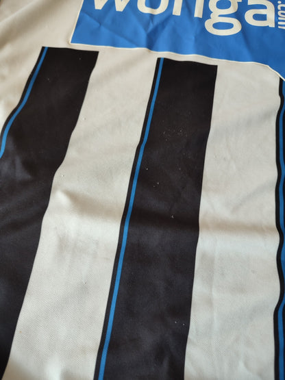 Newcastle United 2013 2014 home Size L Puma football soccer shirt jersey kit tee