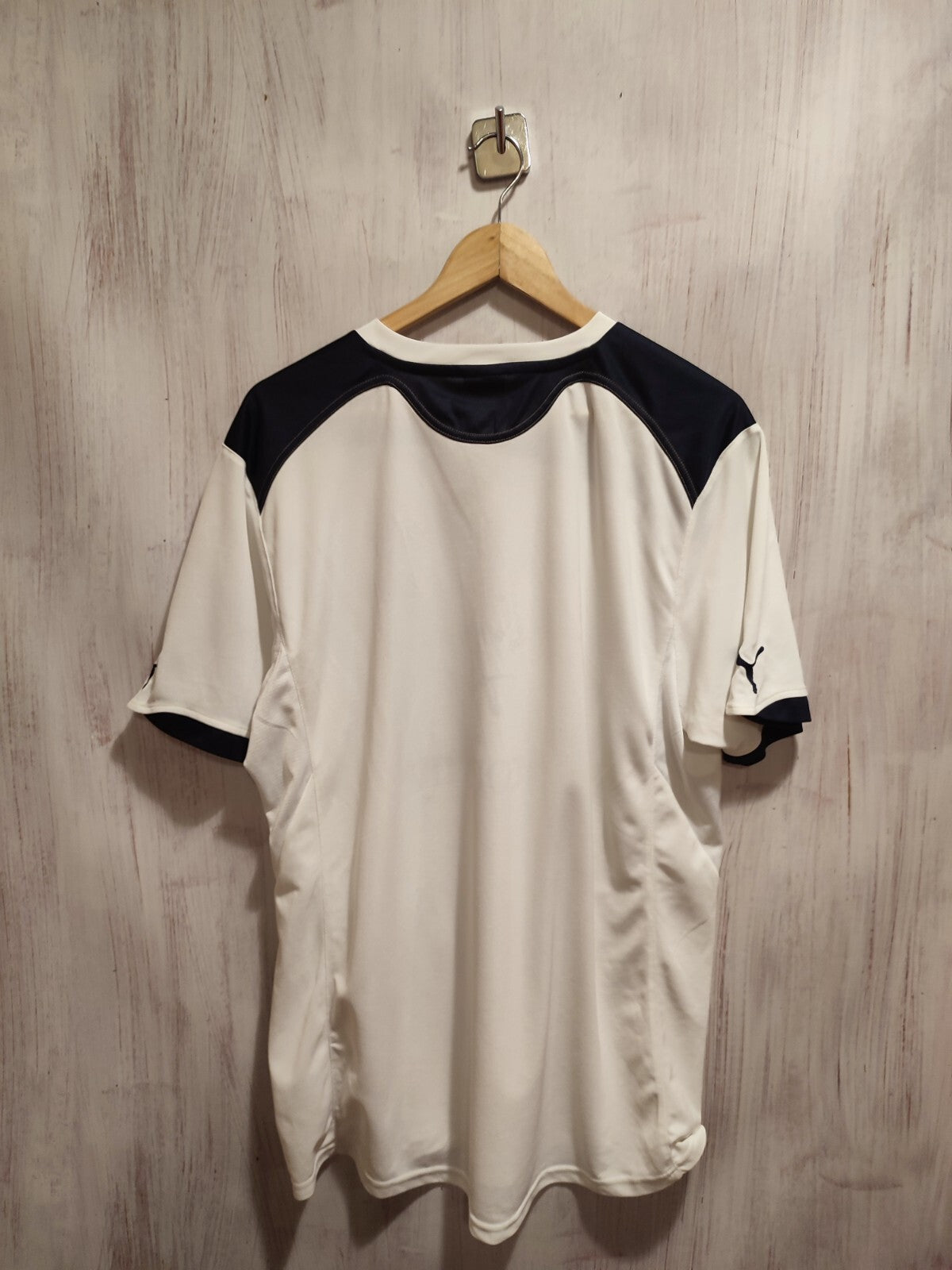 Tottenham Hotspur 2010 2011 home Sz L Puma shirt jersey soccer football kit tee