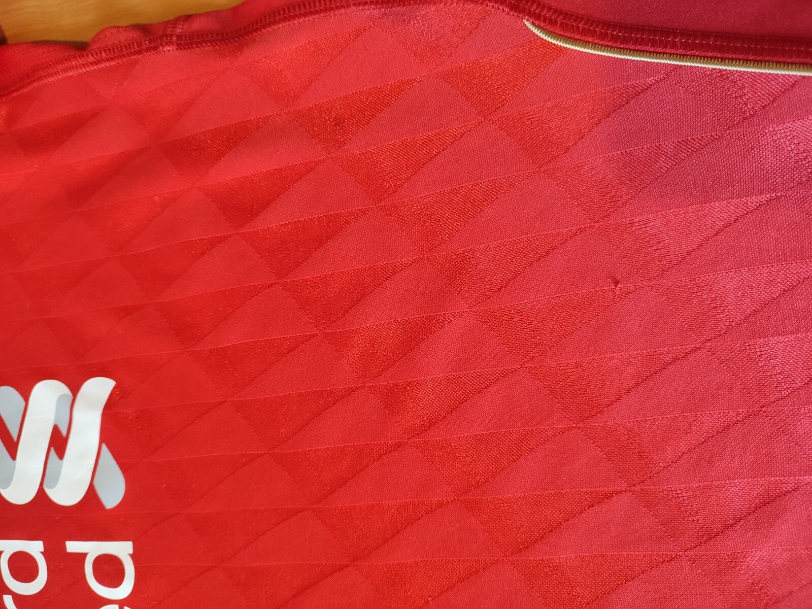 Kids FC Liverpool 2010 2011 home Sz XL (15-16y) shirt soccer jersey football kit