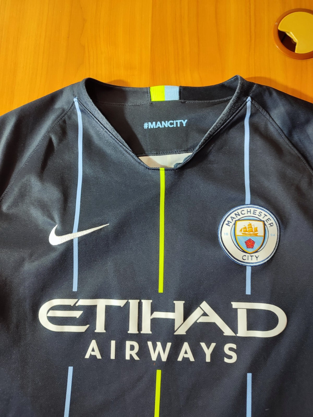 Manchester City 2018 2019 away Size L Nike football soccer shirt jersey kit tee
