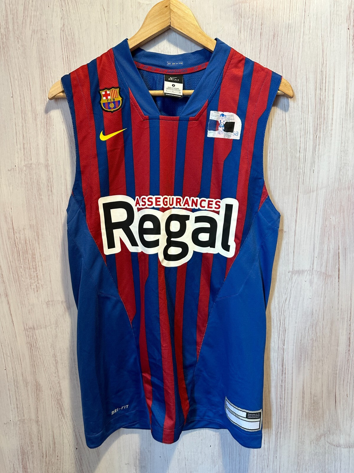 Barcelona 2011 2012 Nike Sz S basketball shirt jersey kit Barca 11/12 Small FCB