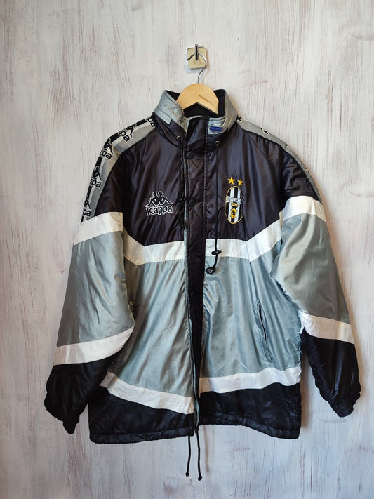 Juventus 1995 1996 1997 Size L Kappa football soccer jacket bench coat VINTAGE