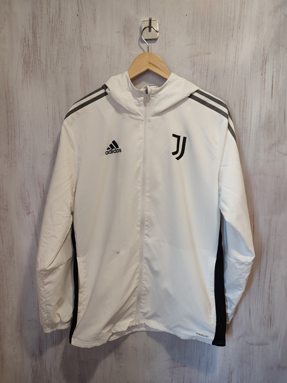 Juventus 2021 2022 training Size M Adidas football soccer kit jacket top sweater