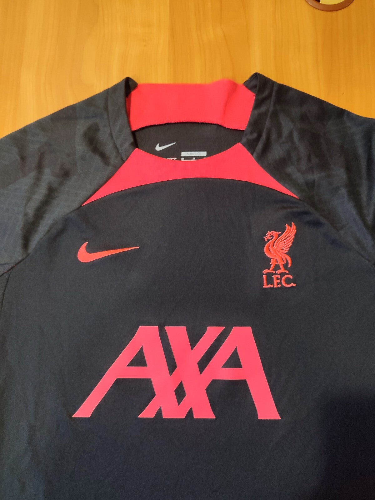 FC Liverpool 2022 2023 training Size M Nike shirt soccer football jersey kit tee