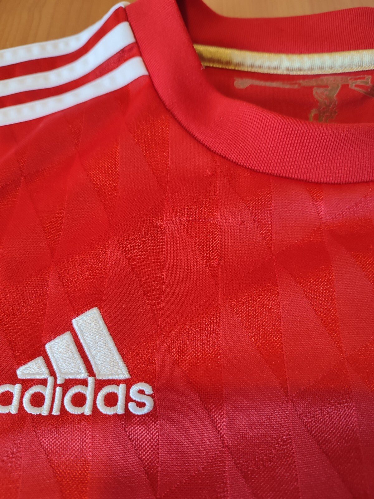 Kids FC Liverpool 2010 2011 home Sz XL (15-16y) shirt soccer jersey football kit