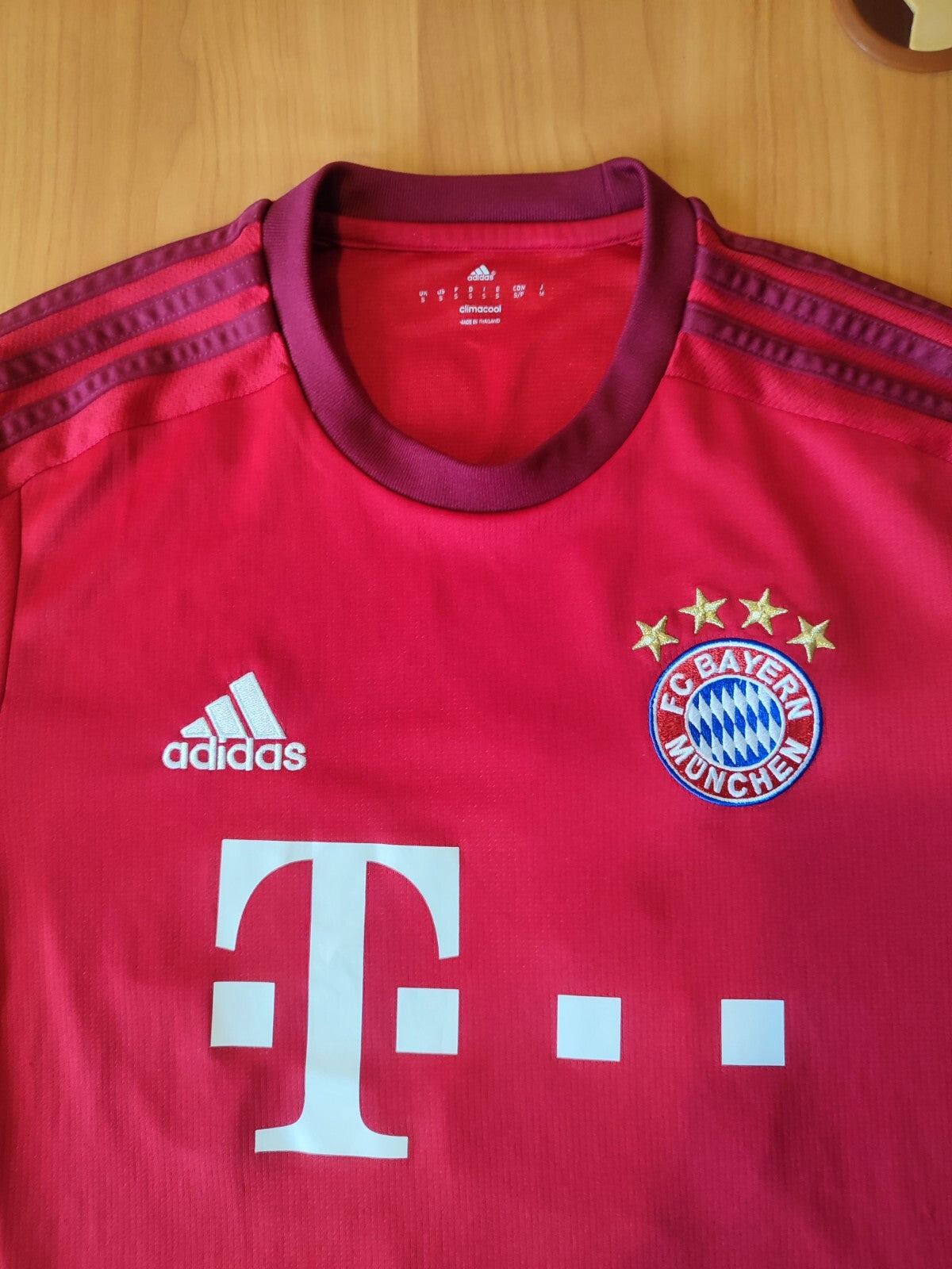 FC Bayern Munich 2015 2016 home Size S Adidas shirt jersey soccer football Vidal