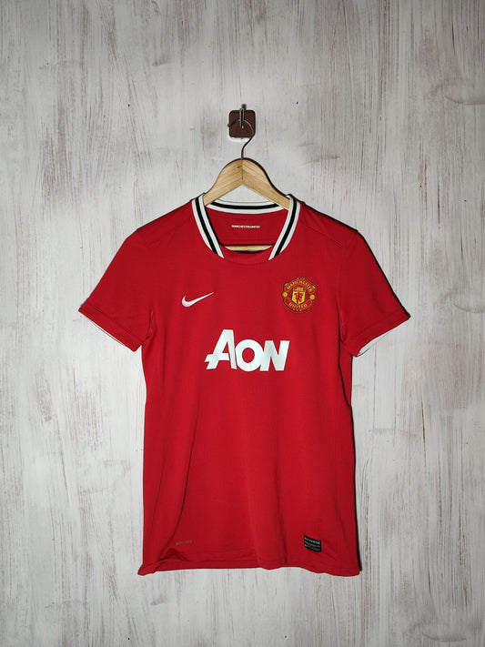women's Manchester United 2011 2012 home Size M shirt jersey football soccer kit
