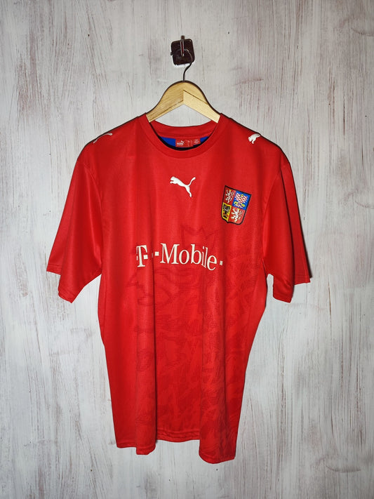 Czech Republic 2006 2007 2008 home Size L Puma shirt jersey football soccer kit
