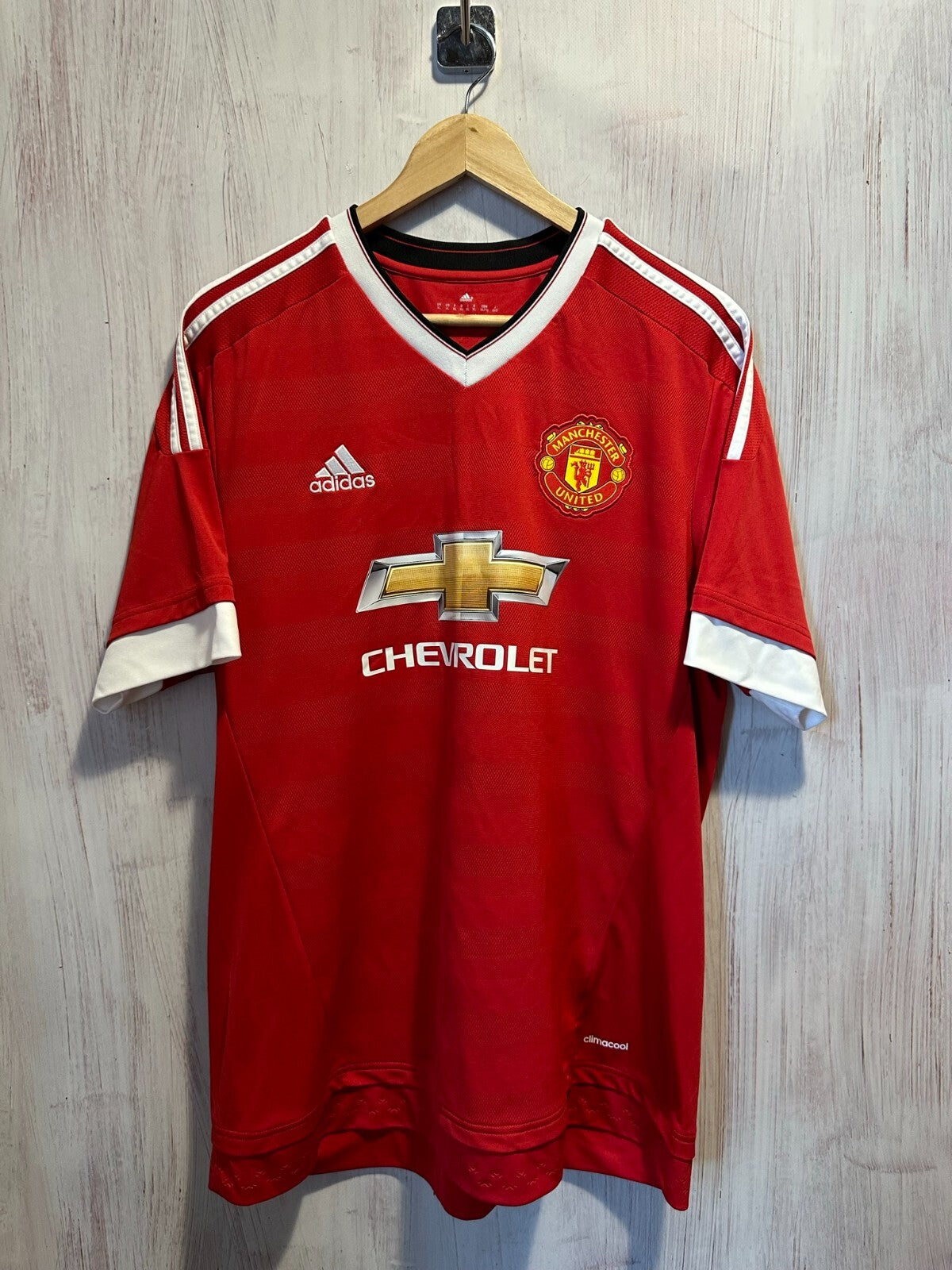 Manchester United 2015 2016 home Size XL Adidas soccer shirt jersey football kit