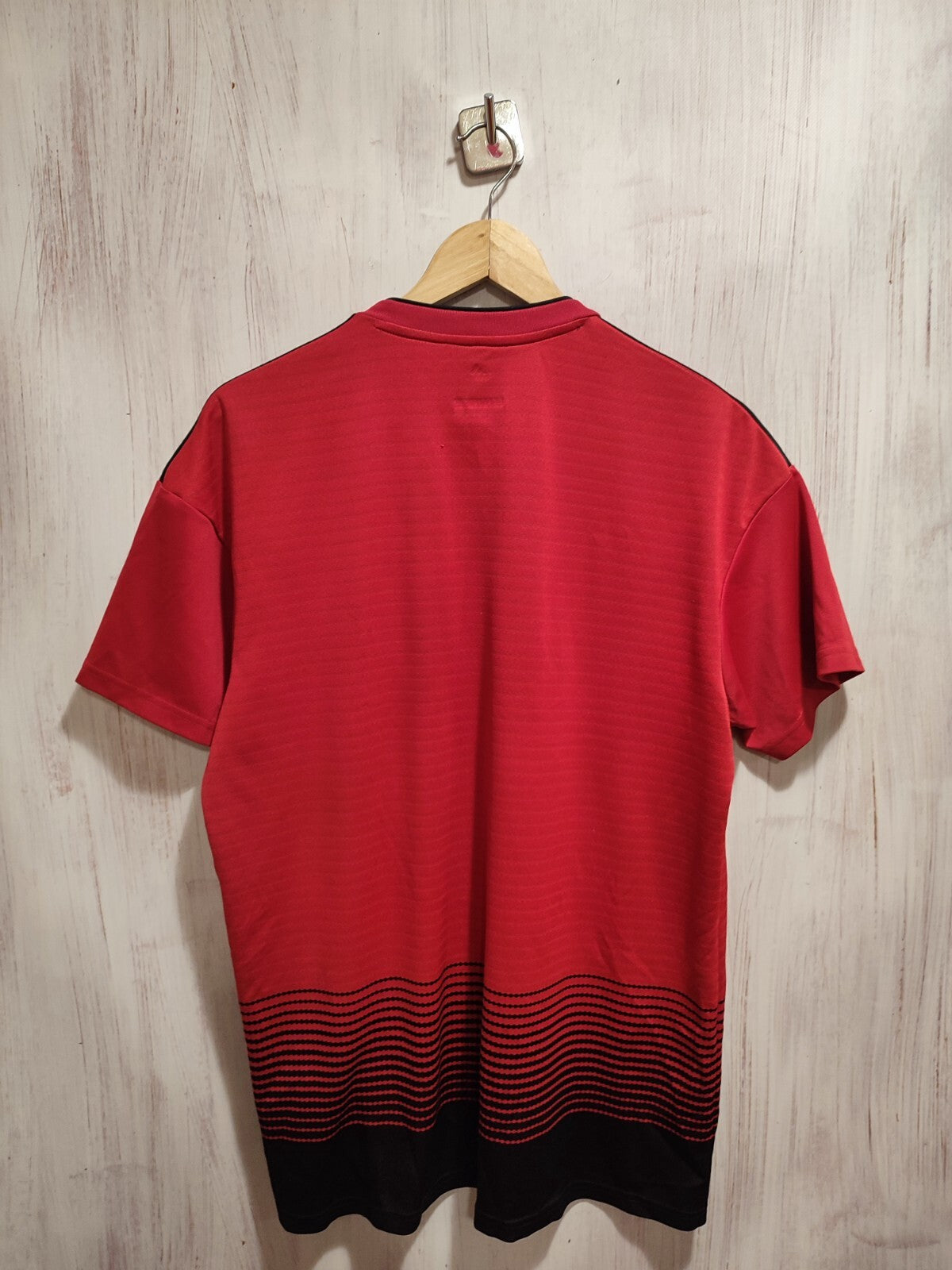 Manchester United 2018 2019 home Size L Adidas soccer shirt jersey football kit