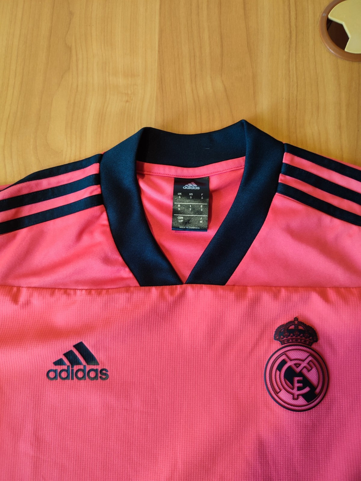 Real Madrid 2018 2019 training top Sz S Adidas soccer football jersey kit L/S