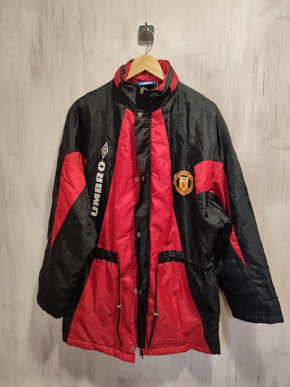 VINTAGE Manchester United 1992 1993 Sz M Umbro jacket football soccer bench coat
