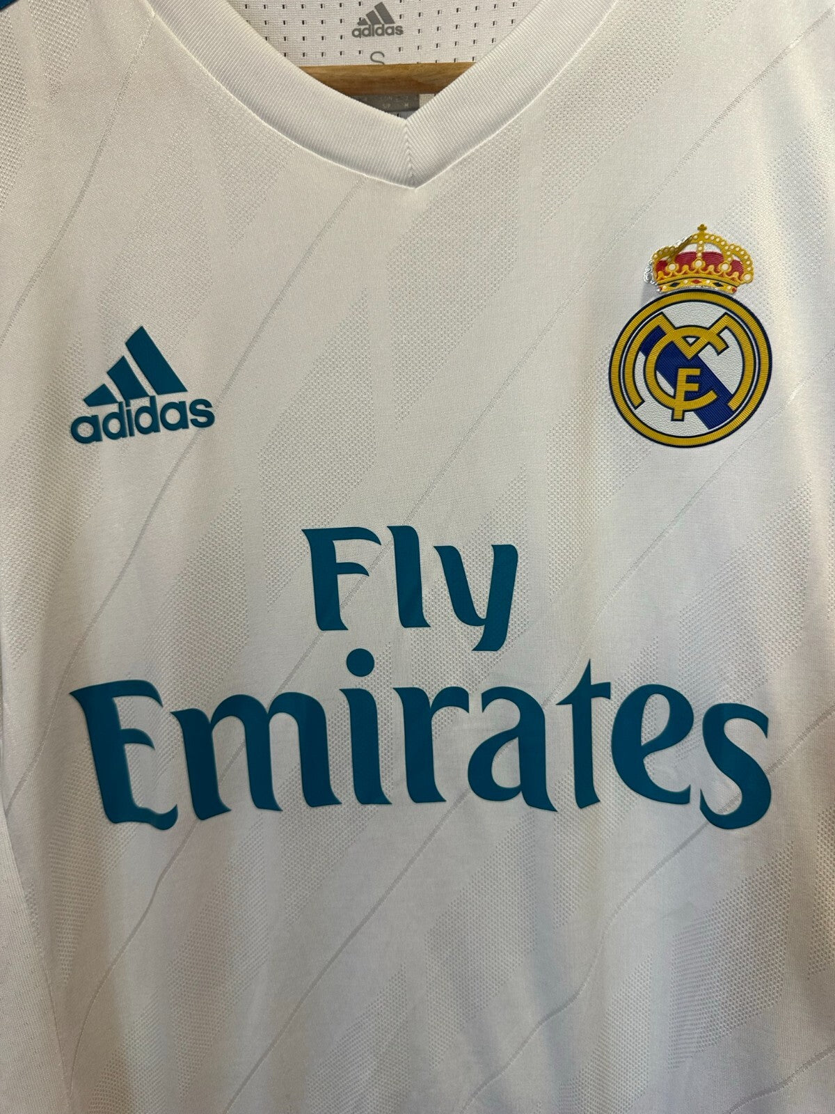 AUTHENTIC Real Madrid 2017 2018 Home Size S Adidas shirt jersey soccer football