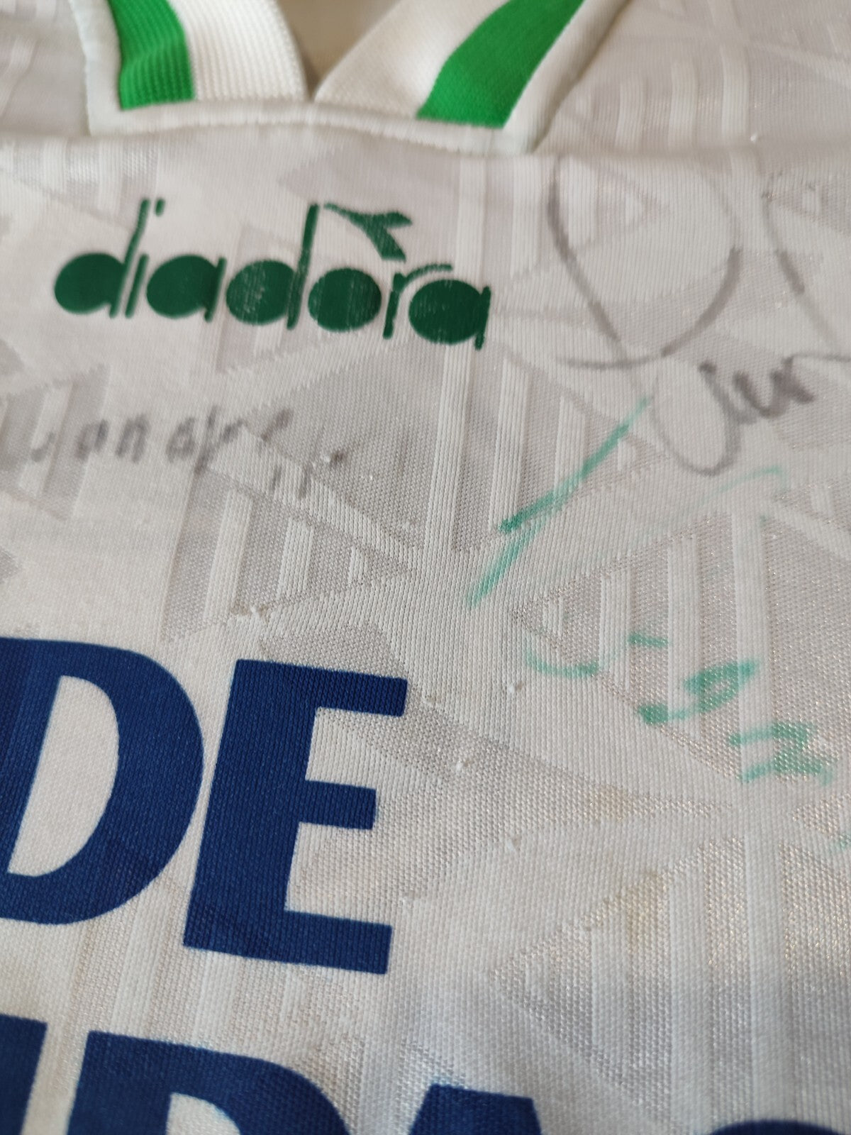 SIGNED Yverdon Sport FC 1999 Size L shirt jersey soccer football kit #8 Friedli