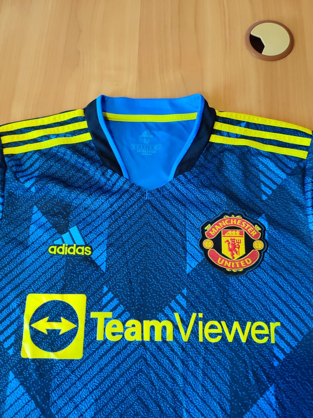 Manchester United 2021 2022 3rd Size M Adidas third shirt soccer football jersey