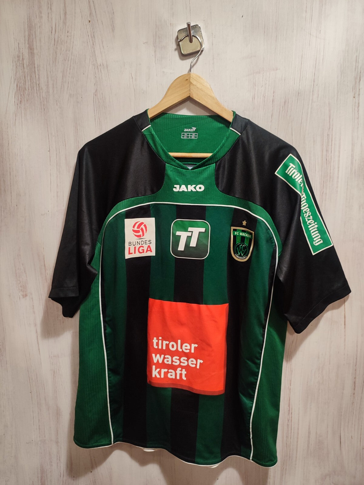 FC Wacker Innsbruck 2010 2011 home Size M soccer shirt jersey football kit Jako